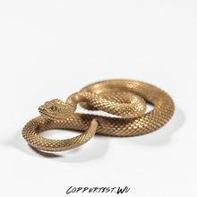 Load image into Gallery viewer, Coppertist.Wu Original Bronzed Snakes Keychain Brass Key Chain Gold Punk Rock Animal Key Ring HandBag Snake Pendant Men
